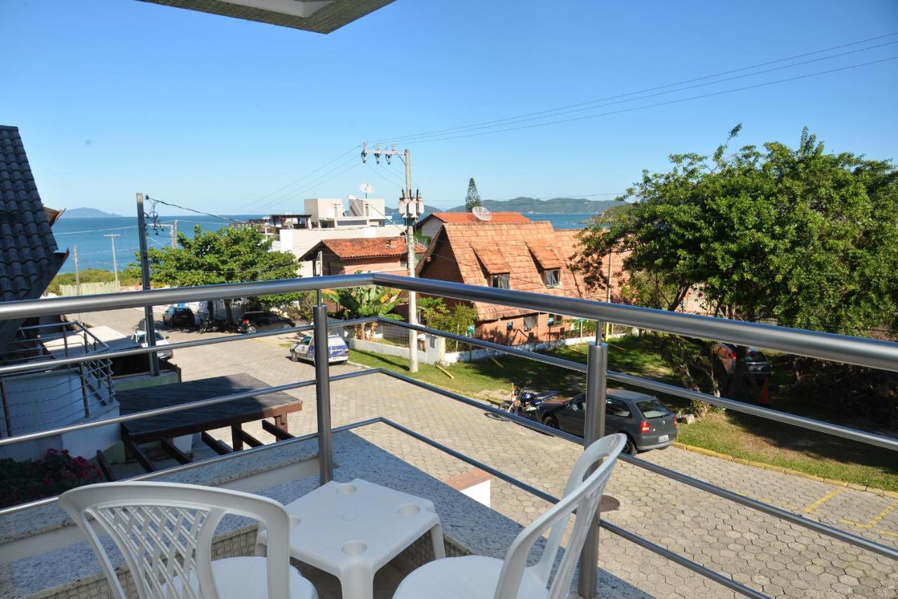Pousada Villa Maciel บอมบินญัส ภายนอก รูปภาพ